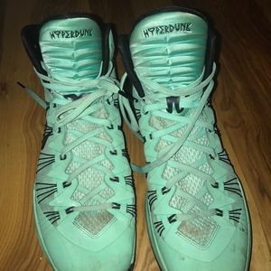 Men’s Nike basketball shoes